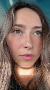 Cece Carson's Instagram, Twitter & Facebook