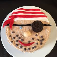 Pirate Cake Piratenkuchen Kuchen Kindergeburtstag Essen Fur Kinder Pirat Kuchen