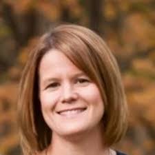 Julia Henderson's Instagram, Twitter & Facebook