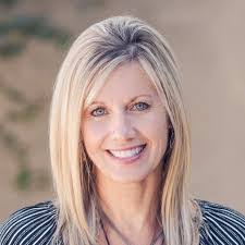 Amy Binkley's Instagram, Twitter & Facebook