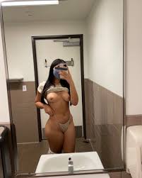 TW Pornstars - Sisi 🍼. Twitter. do u appreciate my nudes? 🥺. 11:29 PM -  11 Jan 2022