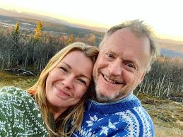 Raymond j johansen, ray johansen, karen johansen. Paske Hytte Raymond Johansen Tar Pause Fra Oslo Smitten Til Fordel For Valdres Jeg Gleder Meg Vanvittig Mye