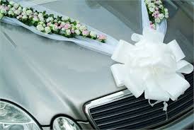 La décoration florale est primordiale pour la déco de votre voiture de mariage. Decorer Sa Voiture Pour Le Mariage Le Futur Marie