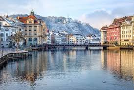 December pulls crowds to pretty christmas markets and towns. Best Places To Visit In Switzerland In Winter Travel Passionate