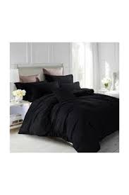 Ev tekstili kategorisi altında sunulan çift kişilik nevresim takımı modelleri, ürünlerin renklerine, desenlerine, baskılarına, ebatlarına, yapıldıkları malzemelerine göre farklılık gösteriyor. Perlamia Siyah Cift Kisilik Nevresim Takimi Ranforce Pamuklu Elegant Fiyati Yorumlari Trendyol