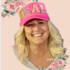 Tammy Deal's Instagram, Twitter & Facebook