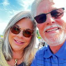 Seasonal greetings🎄 we are looking for landscape services of all sorts,  basic lawn care, trees, and shrubs, possibly snow plowing. We are located  in Traverse City off of Hammond Road. This will