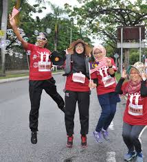 Electric run, malaysia's largest neon fun run, is back for the 3rd year running and it's set to wow participants with what will be its biggest, brightest, neon coloured night run on 15th april at anjung floria, putrajaya. Imu News Heartbeating Moments On Malaysia Day At Imu Chariofare 2017