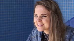 Watch Counting On La La Land S11 E1