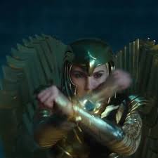 Wonder woman golden lasso pvc rope. Wonder Woman 1984 Trailer Puts Gal Gadot In Eagle Armor From The Comics Polygon