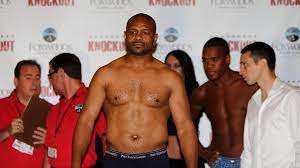 Is an american former professional boxer, commentator, and trainer who holds dual american and russian citizenship. Roy Jones Jr Beat A Fan In Two Rounds To Deny Him Pocketing 100 000 Boxing News Sky Sports