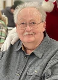 Leon Hadley's Instagram, Twitter & Facebook