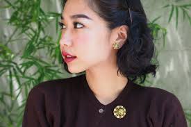 Vintage 70s avon sun