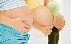 Mama eroina indemnizatie mama indemnizatie viagera proiect lege mama eroina crestere natalitate. Mamele Eroine Premiate Proiectul Legii A Trecut De Senat IndemnizaÅ£ii Pe ViaÅ£Äƒ Pentru Femeile Cu Mai Mult De Trei Copii Ziarul Romanesc Germania