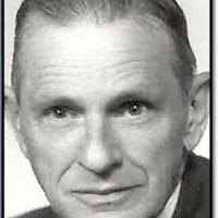 Ex-school board chief Robert Riggs dies