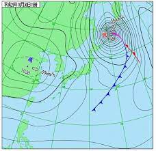 Definition of 低気圧, meaning of 低気圧 in japanese: æ¸©å¸¯ä½Žæ°—åœ§ã£ä½•ã  ã§ã™ã'ã© Mitakeã¤ã‚Œã¥ã‚Œãªã‚‹æŠ„