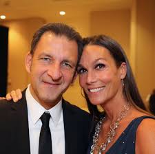 My partner in life, my beautiful wife Carolyn ❤ . . . . . #drrobmelillo  #drmelilo #melillomethod #autism #specialneeds #adhd #adultadhd #parenting  #diet #health #fitness #nutrition #exercise #kids #education #family  #learningdisorder #disabilities #