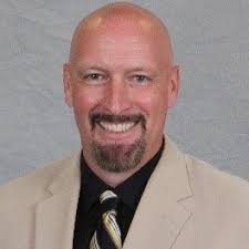 Derek Woods (@tghtlinz)