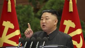 Es wird ein alter von mitte 30 angenommen. Kim Jong Un Von Fett Kim Zu Fit Kim Kann Das Wirklich Nordkoreas Machthaber Sein News De