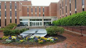Welcoming Flowers In Front Ot The Towson University Cook Library In Towson Md West Virginia Towson University House Styles