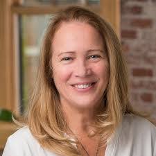 Jane Reilly's Instagram, Twitter & Facebook