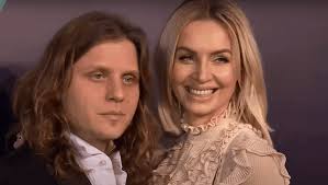 Miszczak rzadko udziela wywiadów, a jeśli już, to unika odpowiedzi na pytania prywatne. Wydalo Sie Co Zrobil Wozniak Starak To Przez Niego Wlocie Pl