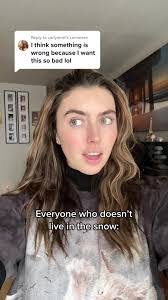 Carly Snow's Instagram, Twitter & Facebook