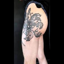 Мужчина первым в мире зафиксировал это. Kryukov Tattoo Krysinyj Korol Po Sobstvennomu Eskizu