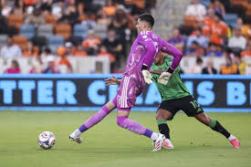 First-place Dynamo ride clean sheet streak into St. Louis showdown