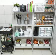 Menambahkan beberapa unit lemari dinding sudah cukup untuk mempermudah anda menata ruang dapur kecil. Work Co Resumemurah On Twitter Idea Susun Atur Barang Barang Dapur Untuk Nampak Lebih Kemas Dan Teratur