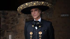 El cantante en junio de 2016 instagram. Alejandro Fernandez El Apellido Te Exige Tienes Una Lupa Arriba De Ti