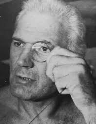 Today, the legendary swiss wrestler, rené lasartesse would have turned 92 years old! Rene Lasartesse Athlete Facebook