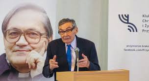 R e p o rt ——— — 20 21