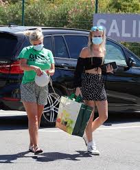 In june 2015, she joined the social media world by posting the tweet thame tournament today w mains <3 :$ to twitter. Kerry Katona With Her Daughter Lilly Sue Mcfadden Shopping Candids In Spain 17 Gotceleb