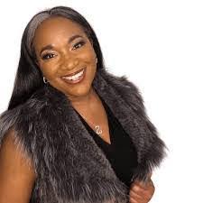 Tamara Avery's Instagram, Twitter & Facebook