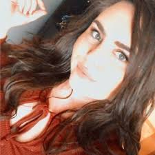 Nikki Janovsky (@njanov_)