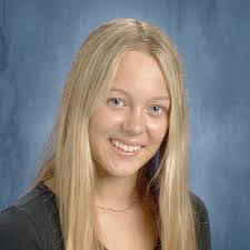 Elsa Riddle's Instagram, Twitter & Facebook