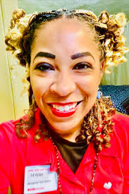 ♥️💊💉🏥Happy 1 Year Workiversary to ME: Today marks 1 year of  #LeadingAndServicingWithHEART at your favorite Pharmacy.