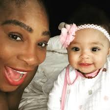Serena williams' husband gave her a break, and he carried their daughter through the airport. Adorable Photos Of Serena Williams Her Husband Alexis Ohanian And Their Daughter Venus And Serena Williams Serena Williams Serena