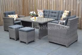 Lounge/esstische aus teakholz haben ein warmes, natürliches aussehen. Dakota Dining Lounge Set 3er Mit Esstisch Und 2 Hocker Dunkelgrau Meliert Garten Mobel Fur Dich