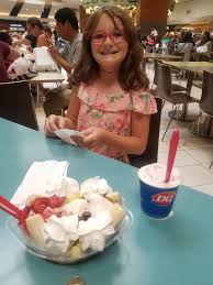 Instead of companies offering deals why don't they simply lower the prices instead of making us look for. Dairy Queen Banana Split Reviews In Ice Cream Chickadvisor