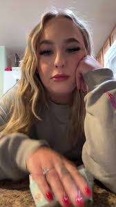 Destinee Higgins's Instagram, Twitter & Facebook