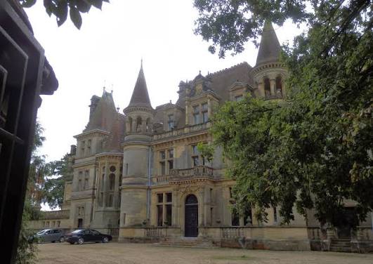 BLACK HOLE REVIEWS: Filming Location: THE LEGEND OF HELL HOUSE (1973) -  deepest, darkest Sussex
