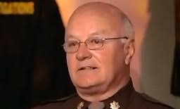 THE DETECTIVES' REPORT BY TERRY WRIGHT