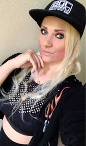 Introduction and photo share