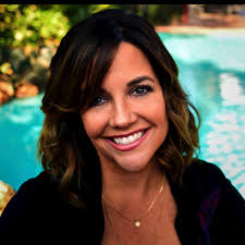 Julie Waltrip's Instagram, Twitter & Facebook