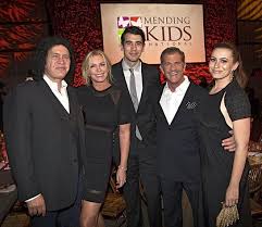 Gene simmons wed his longtime love, shannon tweed, in 2011 after three decades together. Mel Gibson Presents Gene Simmons With Charity Award Look To The Stars