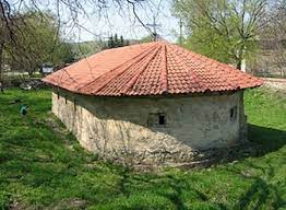 Descoperi arheologice la biserica din căușeni. The Church Of Assumption Of Mother Of God CÄƒuseni Biserica Adormirea Maicii Domnului Din CÄƒuÈ™eni 17th Century The Chur Outdoor Outdoor Structures Church