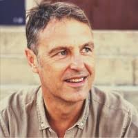 1400+ "Lackó" profiles