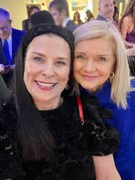 Caroline Watton (@CarolineWatton1)